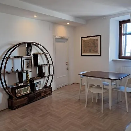 A Casatua Lägenhet *