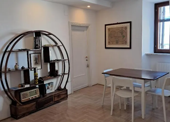 A Casatua Apartment *